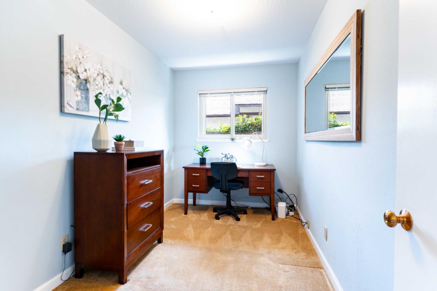 Detail Gallery Image 15 of 26 For 762 Emerson Ct, San Jose,  CA 95126 - 3 Beds | 1/1 Baths