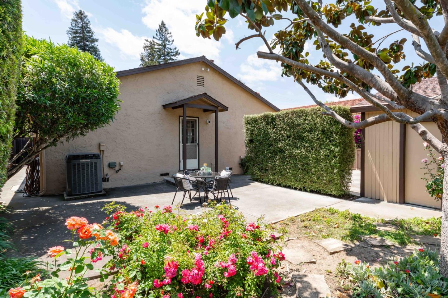 Detail Gallery Image 21 of 26 For 762 Emerson Ct, San Jose,  CA 95126 - 3 Beds | 1/1 Baths
