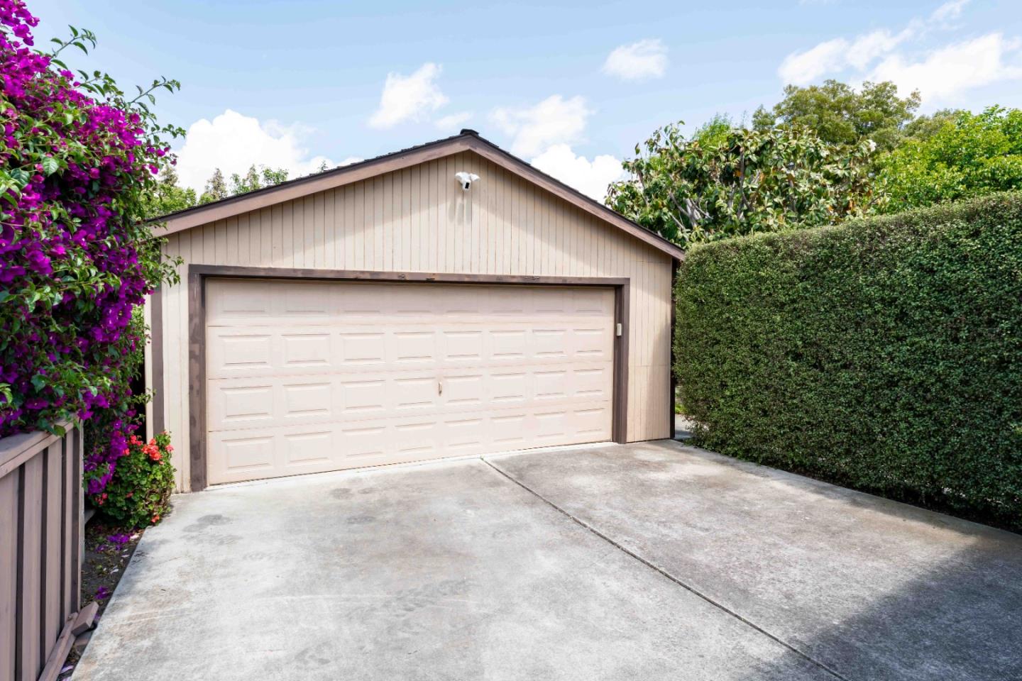 Detail Gallery Image 25 of 26 For 762 Emerson Ct, San Jose,  CA 95126 - 3 Beds | 1/1 Baths