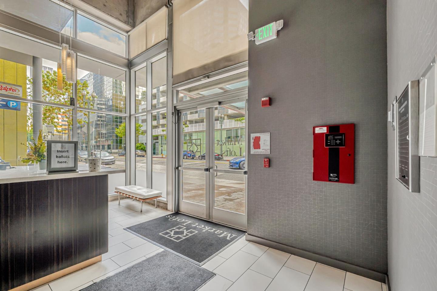 Detail Gallery Image 4 of 44 For 645 W 9th St #213,  Los Angeles,  CA 90015 - 2 Beds | 2 Baths