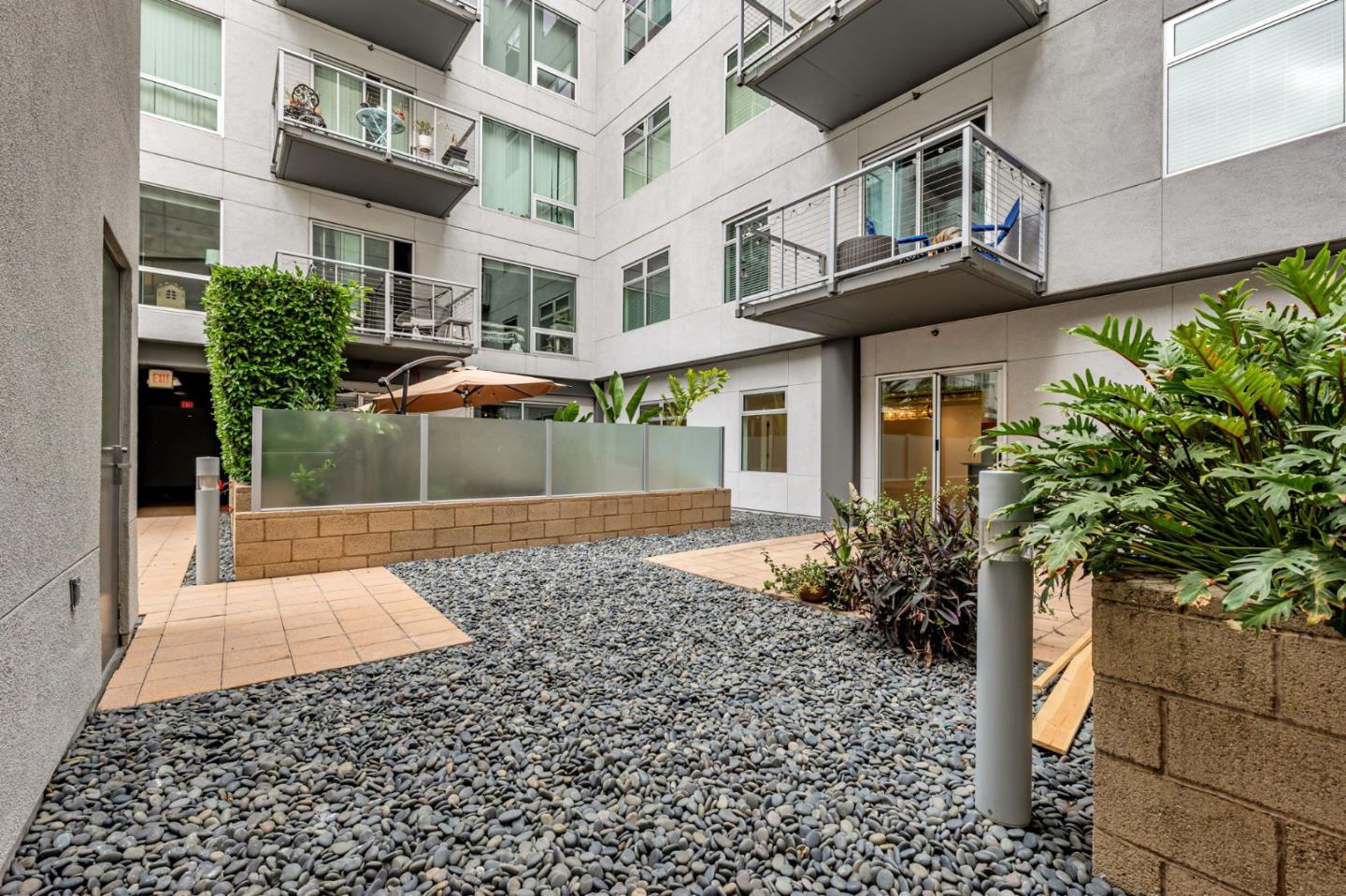 Detail Gallery Image 40 of 44 For 645 W 9th St #213,  Los Angeles,  CA 90015 - 2 Beds | 2 Baths