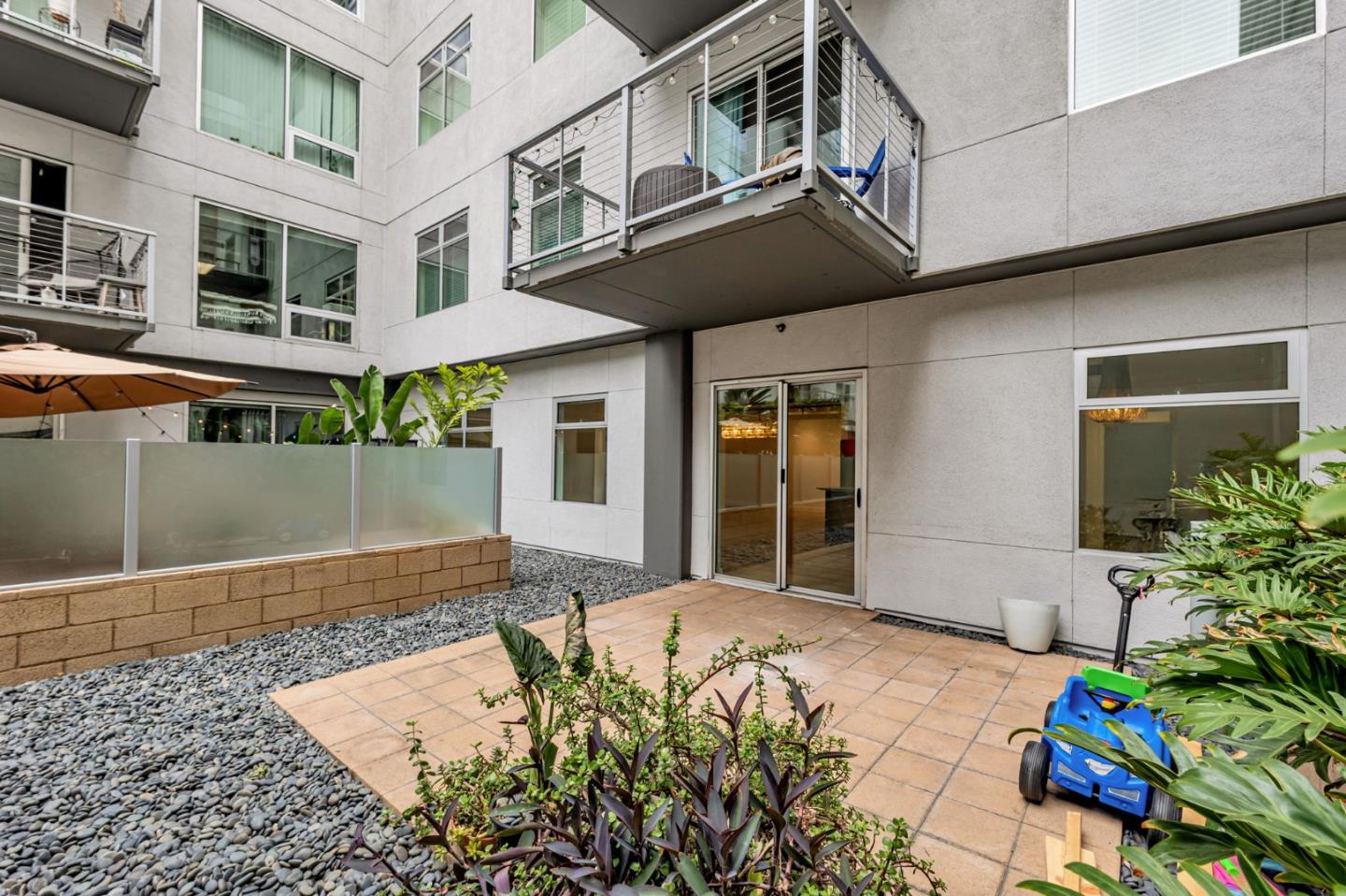 Detail Gallery Image 41 of 44 For 645 W 9th St #213,  Los Angeles,  CA 90015 - 2 Beds | 2 Baths