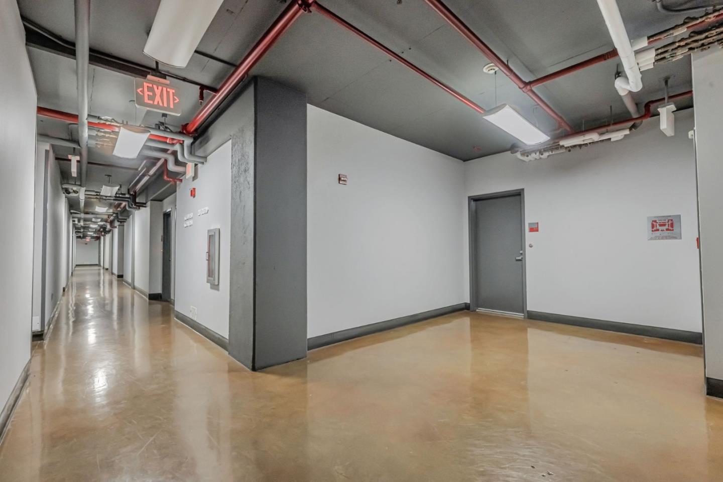 Detail Gallery Image 6 of 44 For 645 W 9th St #213,  Los Angeles,  CA 90015 - 2 Beds | 2 Baths