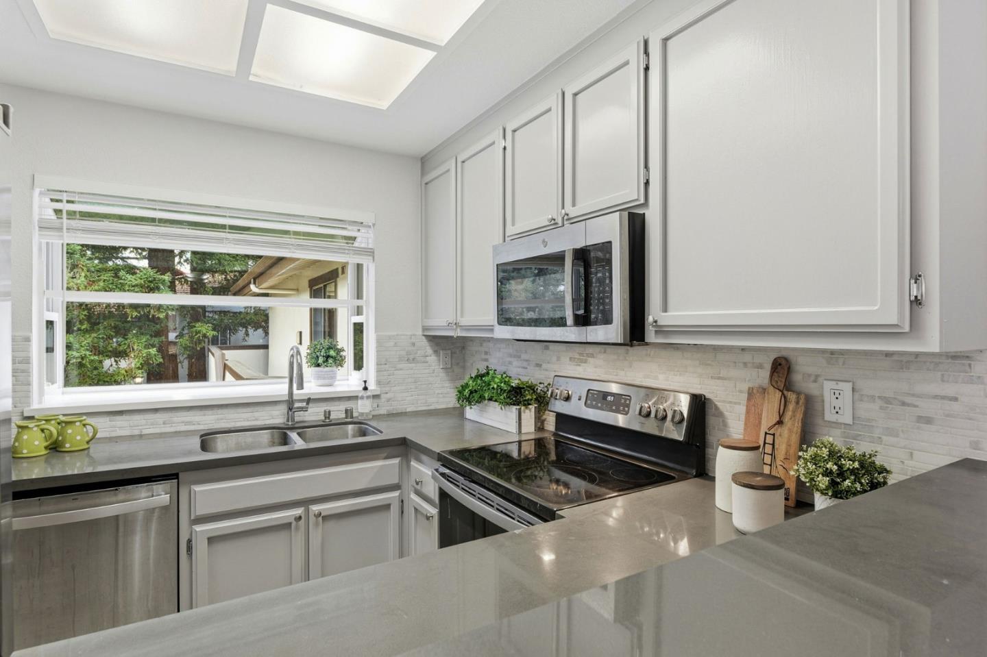 Detail Gallery Image 14 of 31 For 1400 Bowe Ave #1106,  Santa Clara,  CA 95051 - 2 Beds | 2 Baths