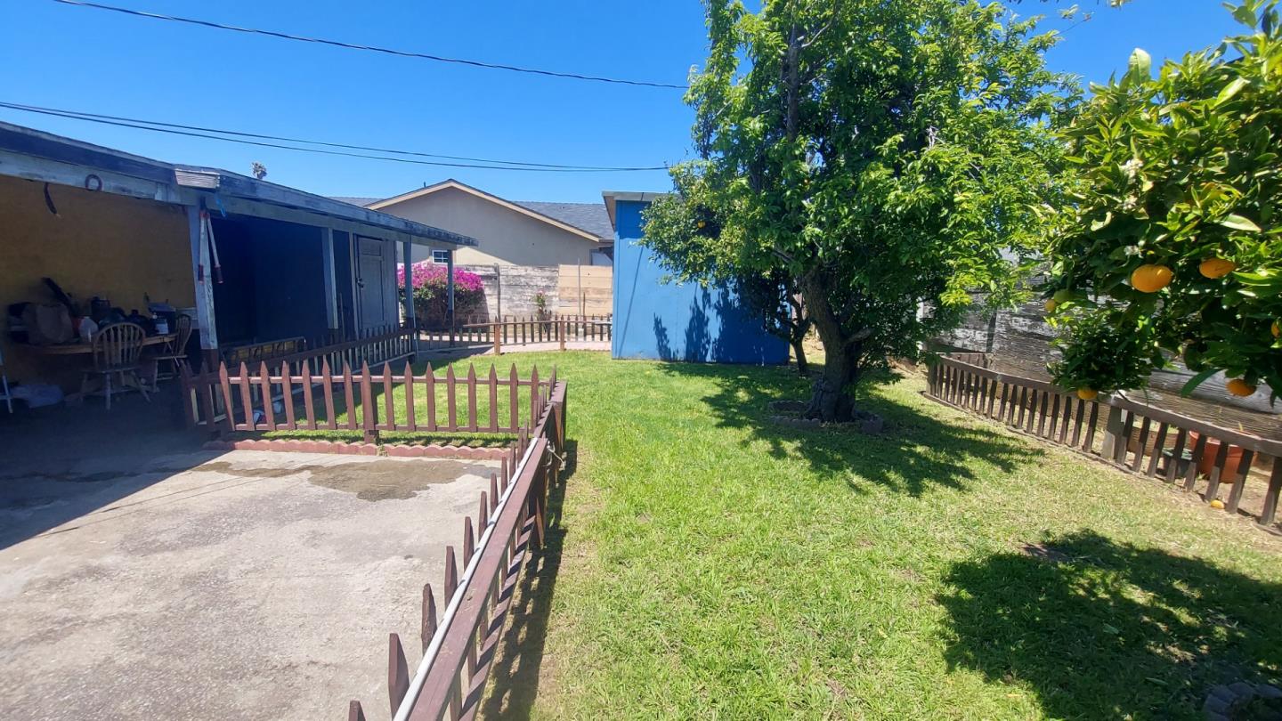 Detail Gallery Image 2 of 2 For 1208 Ramona Ave, Salinas,  CA 93906 - 3 Beds | 1 Baths