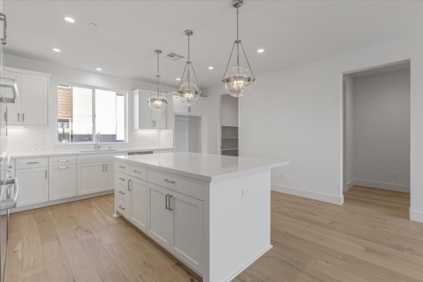 Detail Gallery Image 12 of 21 For 1015 Sinopia Ter, San Ramon,  CA 94583 - 4 Beds | 3/1 Baths