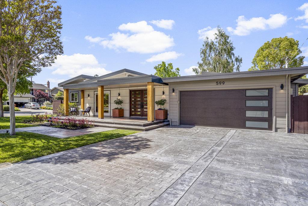 Detail Gallery Image 2 of 69 For 599 Dawn Dr, Sunnyvale,  CA 94087 - 4 Beds | 3 Baths