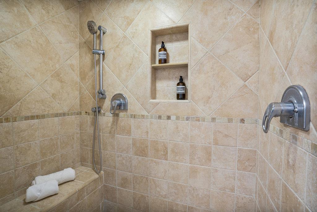 Detail Gallery Image 28 of 69 For 599 Dawn Dr, Sunnyvale,  CA 94087 - 4 Beds | 3 Baths