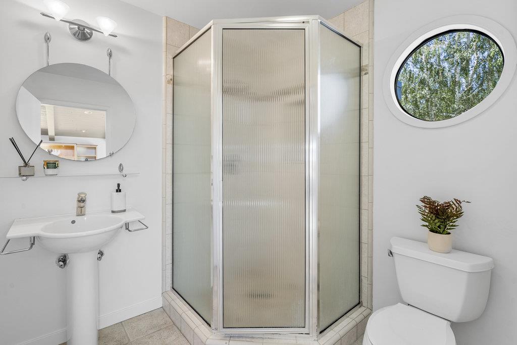Detail Gallery Image 38 of 69 For 599 Dawn Dr, Sunnyvale,  CA 94087 - 4 Beds | 3 Baths