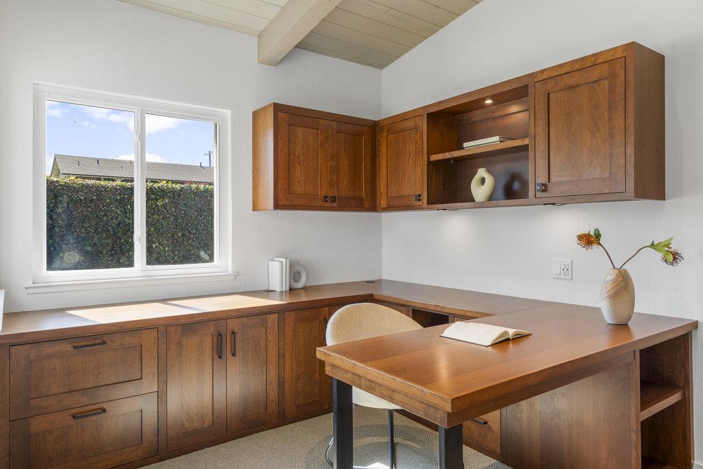 Detail Gallery Image 39 of 69 For 599 Dawn Dr, Sunnyvale,  CA 94087 - 4 Beds | 3 Baths