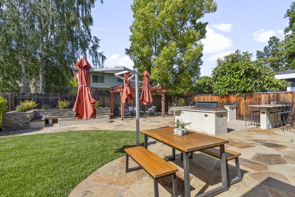 Detail Gallery Image 49 of 69 For 599 Dawn Dr, Sunnyvale,  CA 94087 - 4 Beds | 3 Baths
