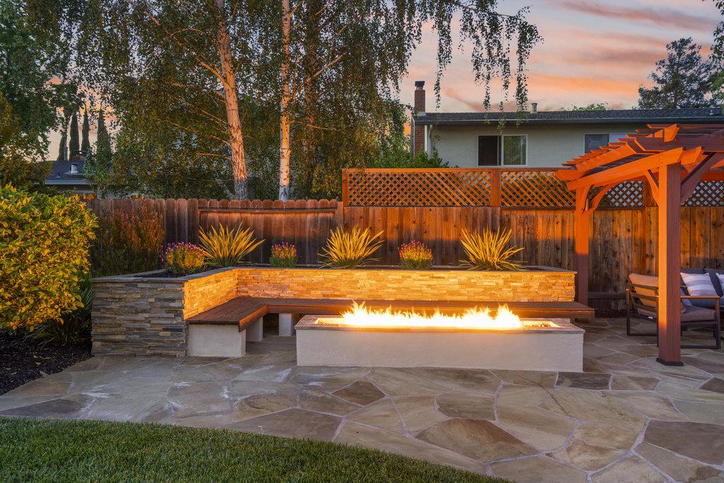 Detail Gallery Image 64 of 69 For 599 Dawn Dr, Sunnyvale,  CA 94087 - 4 Beds | 3 Baths