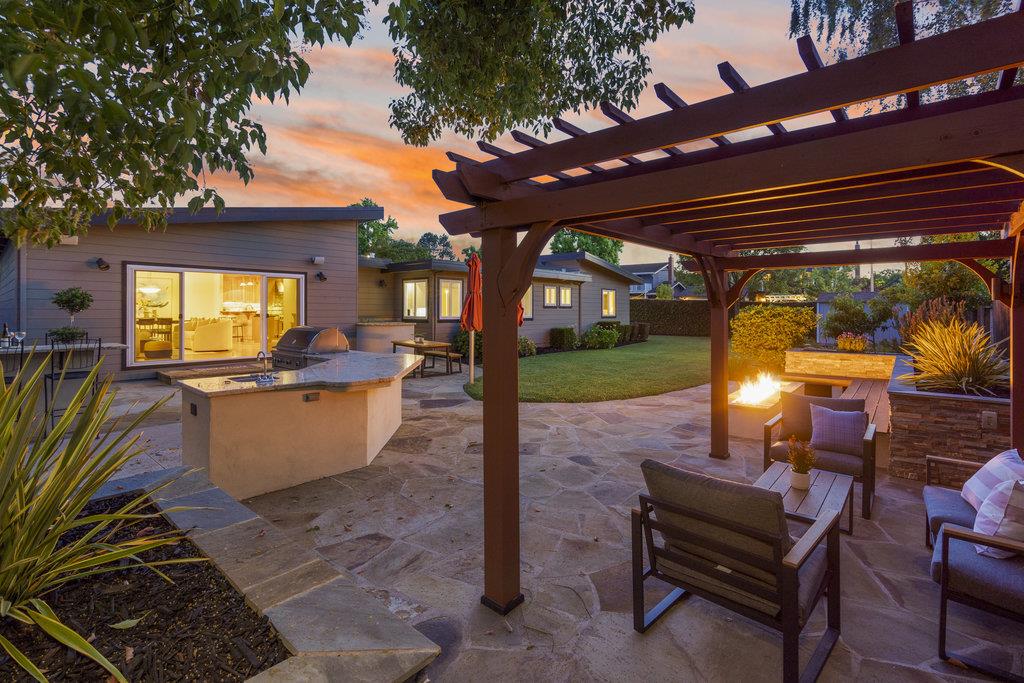 Detail Gallery Image 66 of 69 For 599 Dawn Dr, Sunnyvale,  CA 94087 - 4 Beds | 3 Baths
