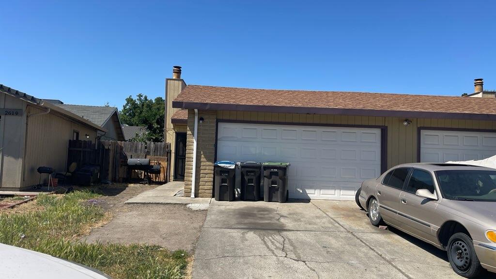 Detail Gallery Image 2 of 3 For 2611-2613 Plantation Pl, Stockton,  CA 95209 - – Beds | – Baths