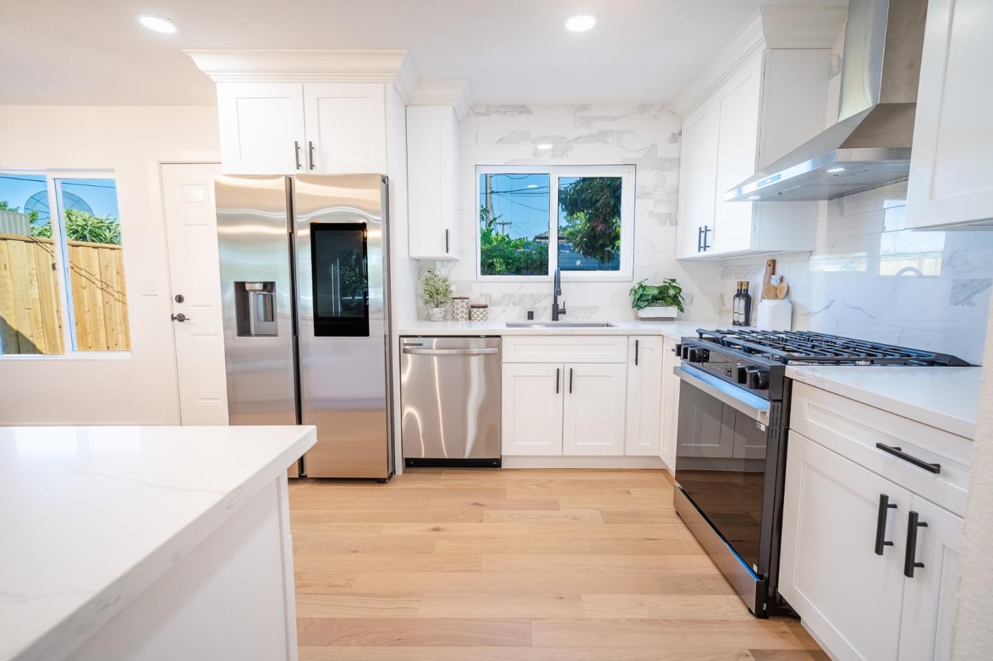Detail Gallery Image 10 of 34 For 3108 Tristian Ave, San Jose,  CA 95127 - 3 Beds | 2 Baths