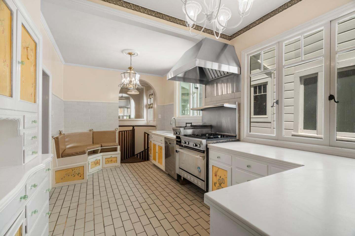 Detail Gallery Image 12 of 53 For 3633-3635 Webster St, San Francisco,  CA 94123 - – Beds | – Baths