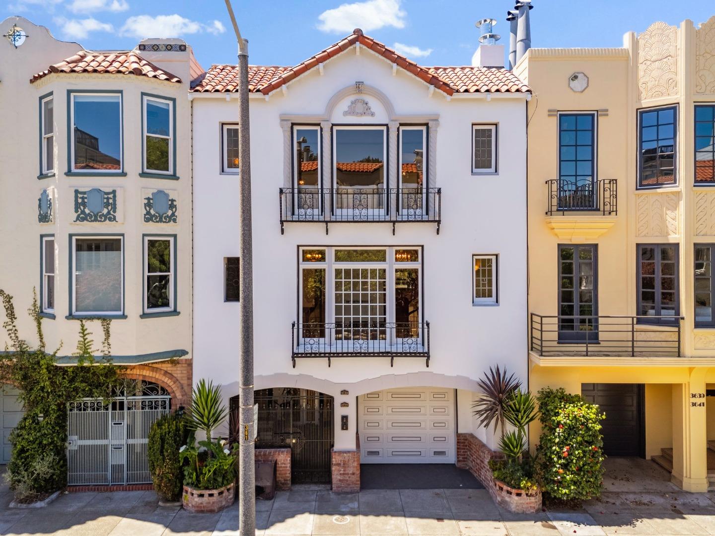 Detail Gallery Image 3 of 53 For 3633-3635 Webster St, San Francisco,  CA 94123 - – Beds | – Baths