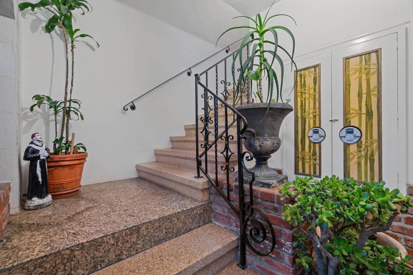 Detail Gallery Image 5 of 53 For 3633-3635 Webster St, San Francisco,  CA 94123 - – Beds | – Baths