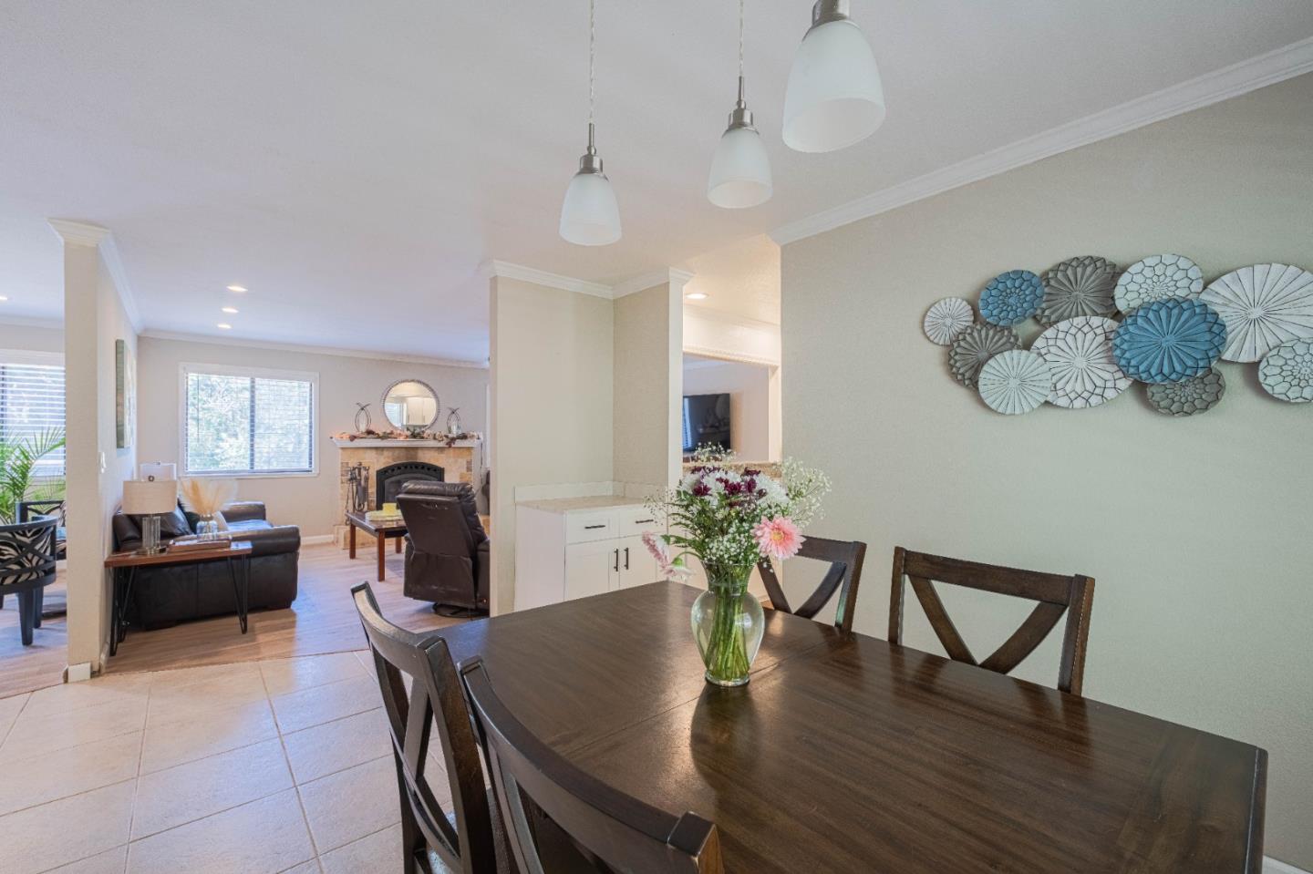 Detail Gallery Image 16 of 51 For 5240 Strong Cir, Royal Oaks,  CA 95076 - 4 Beds | 2/1 Baths