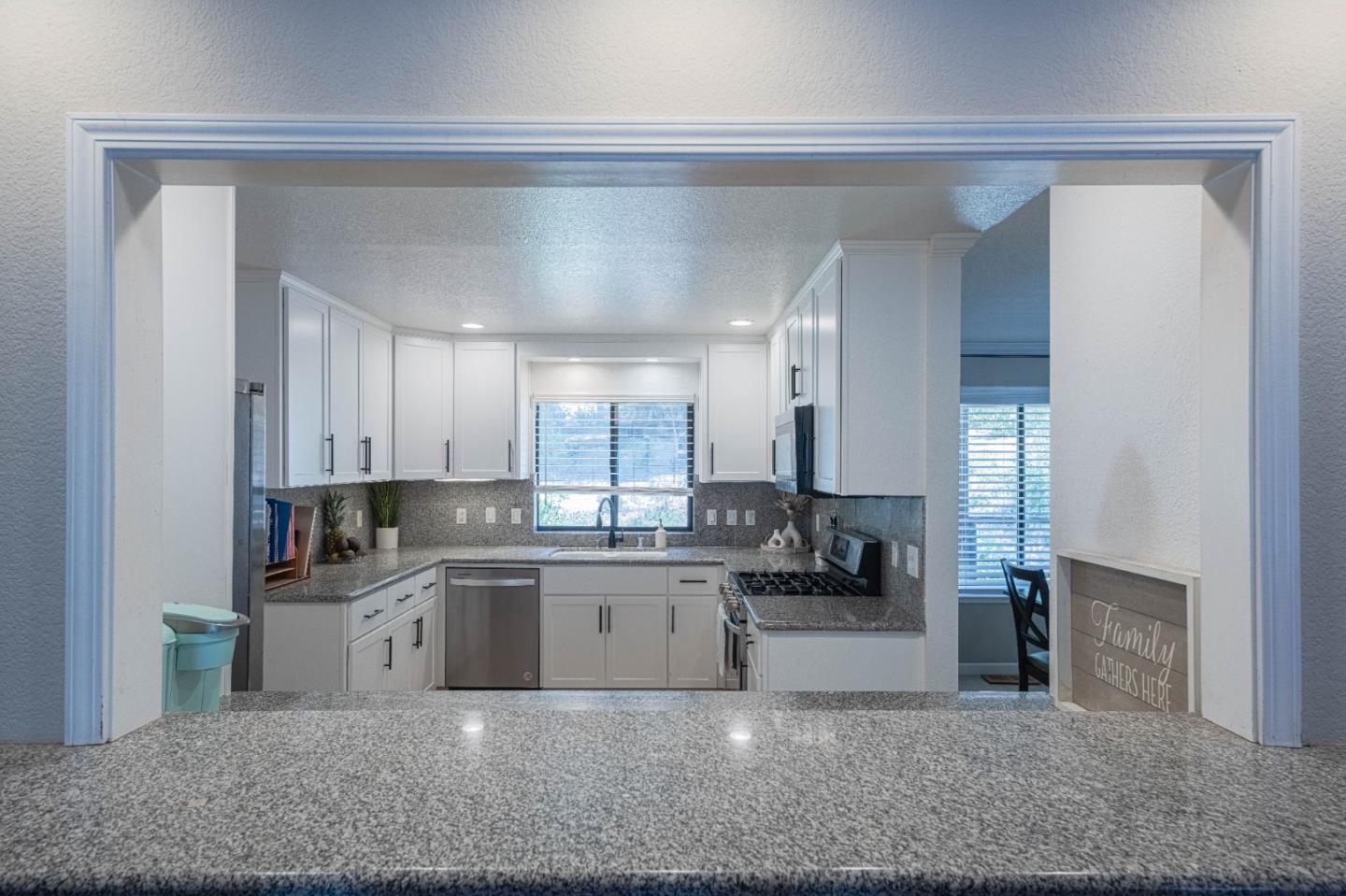 Detail Gallery Image 18 of 51 For 5240 Strong Cir, Royal Oaks,  CA 95076 - 4 Beds | 2/1 Baths