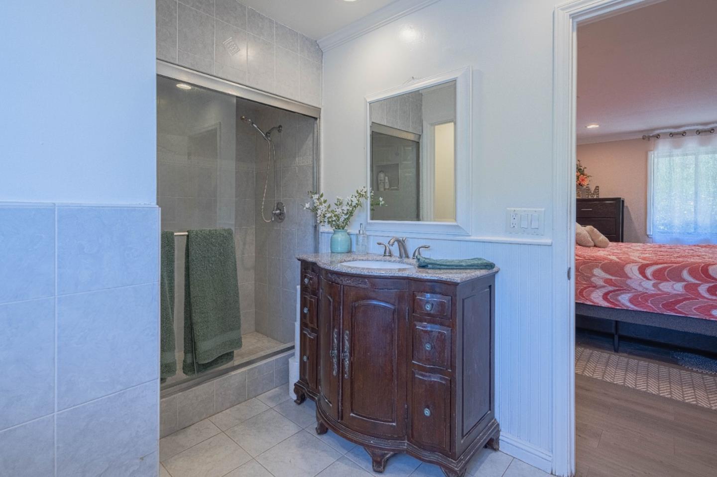 Detail Gallery Image 27 of 51 For 5240 Strong Cir, Royal Oaks,  CA 95076 - 4 Beds | 2/1 Baths