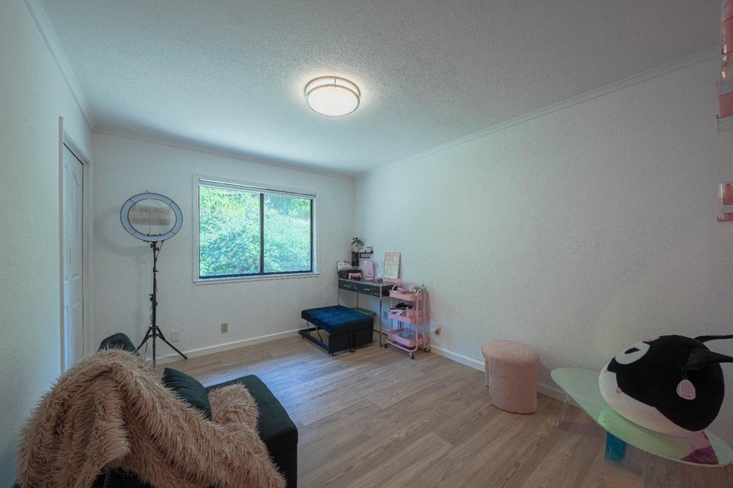 Detail Gallery Image 32 of 51 For 5240 Strong Cir, Royal Oaks,  CA 95076 - 4 Beds | 2/1 Baths