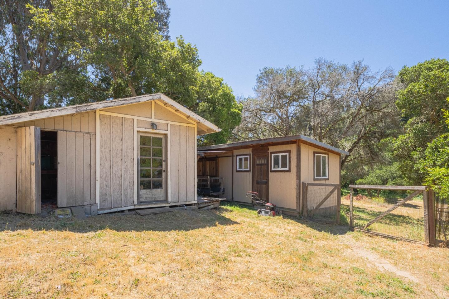 Detail Gallery Image 39 of 51 For 5240 Strong Cir, Royal Oaks,  CA 95076 - 4 Beds | 2/1 Baths