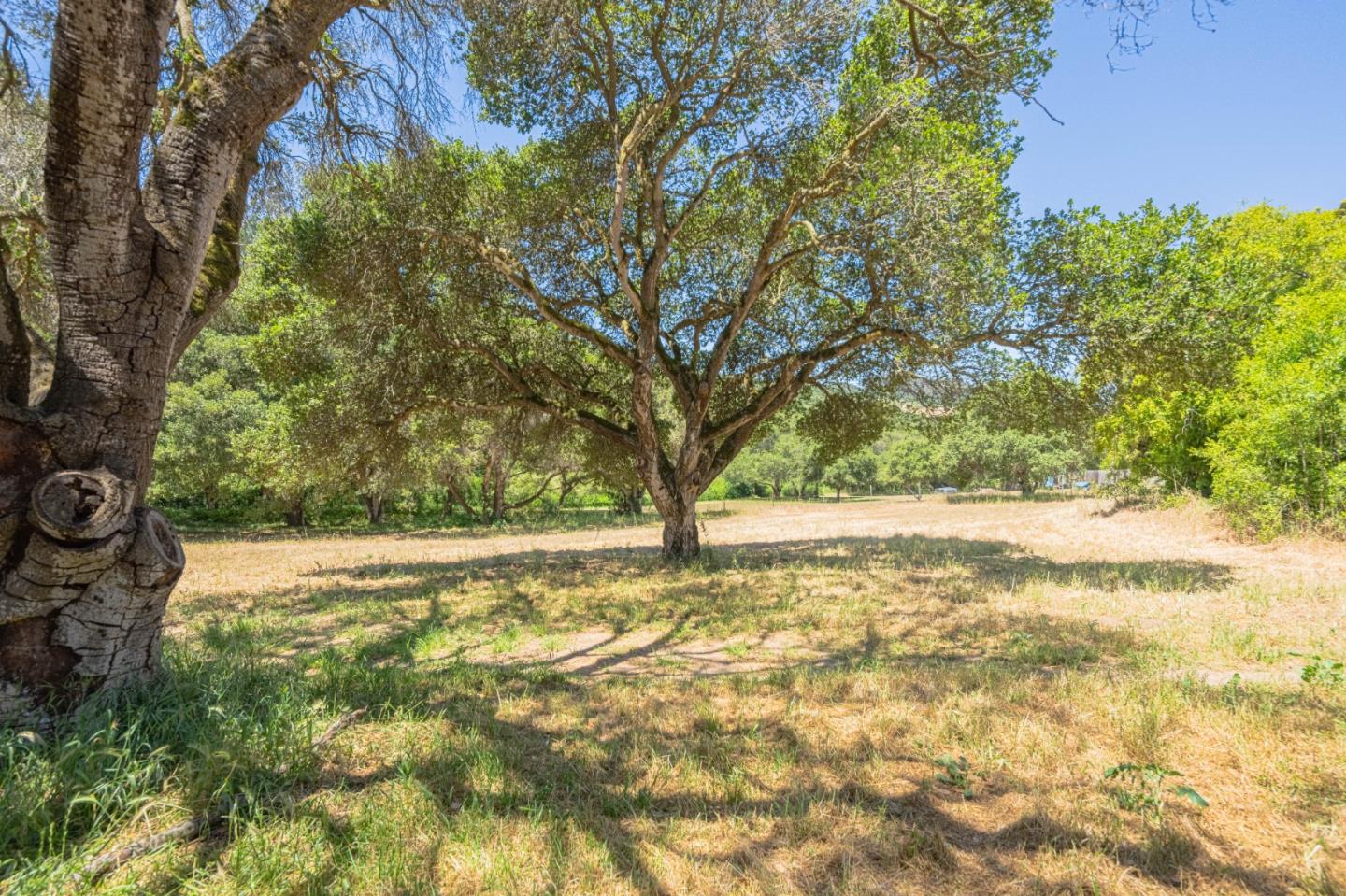 Detail Gallery Image 43 of 51 For 5240 Strong Cir, Royal Oaks,  CA 95076 - 4 Beds | 2/1 Baths