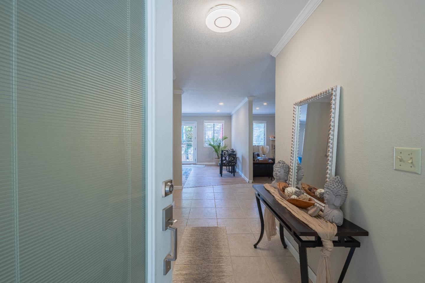 Detail Gallery Image 6 of 51 For 5240 Strong Cir, Royal Oaks,  CA 95076 - 4 Beds | 2/1 Baths