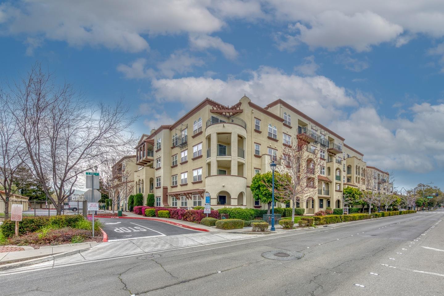 Detail Gallery Image 2 of 48 For 800 S Abel St #507,  Milpitas,  CA 95035 - 2 Beds | 2 Baths