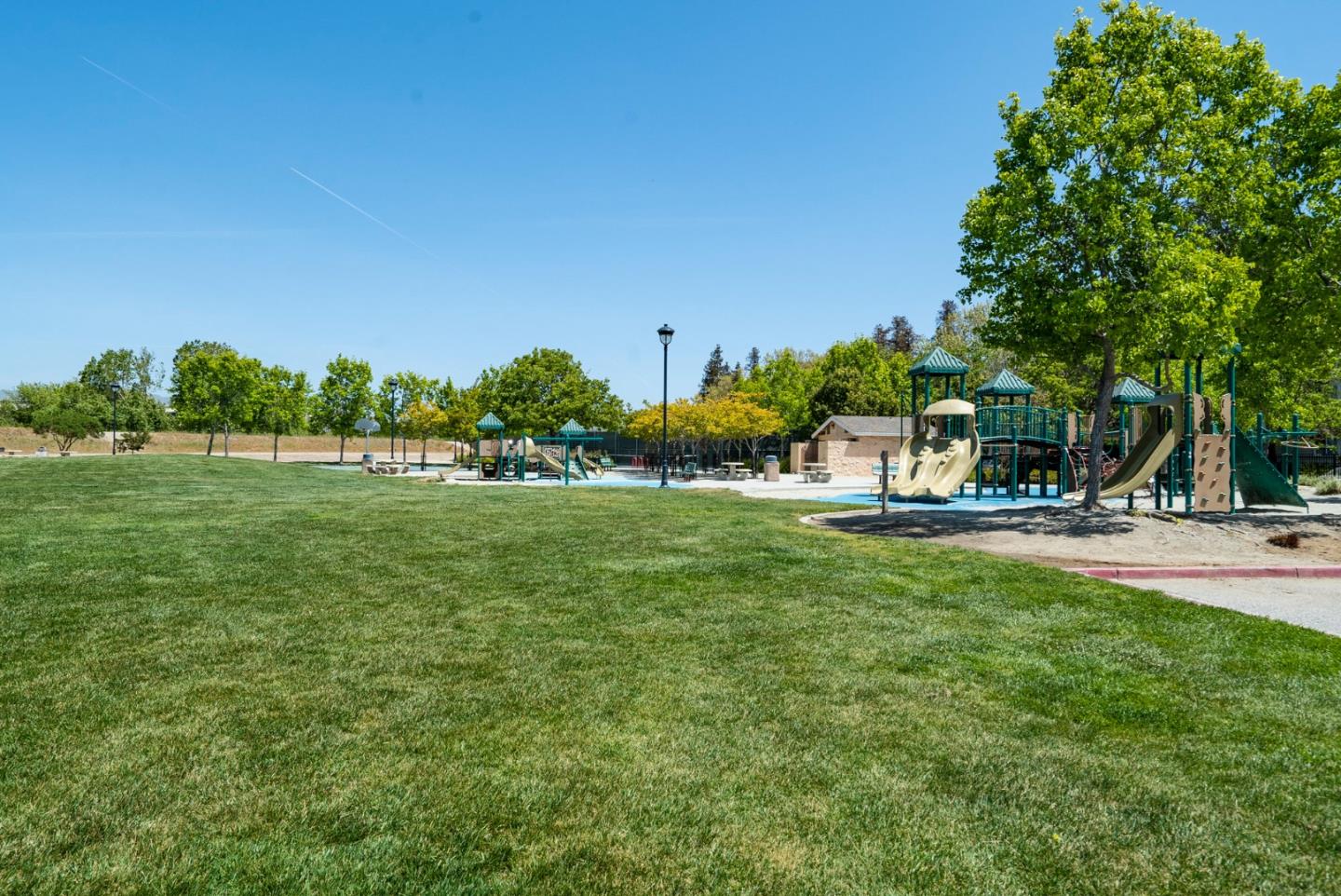 Detail Gallery Image 55 of 55 For 4337 Watson Cir, Santa Clara,  CA 95054 - 3 Beds | 3/1 Baths