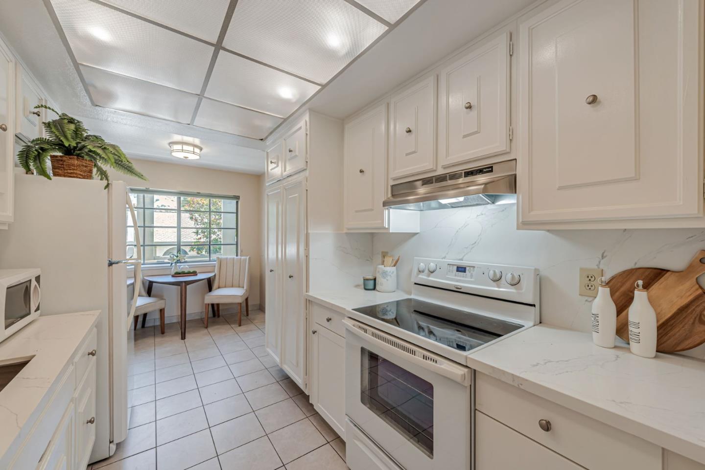 Detail Gallery Image 12 of 47 For 5533 Cribari Cir, San Jose,  CA 95135 - 2 Beds | 2 Baths