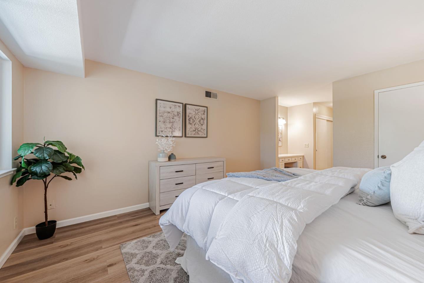 Detail Gallery Image 23 of 47 For 5533 Cribari Cir, San Jose,  CA 95135 - 2 Beds | 2 Baths