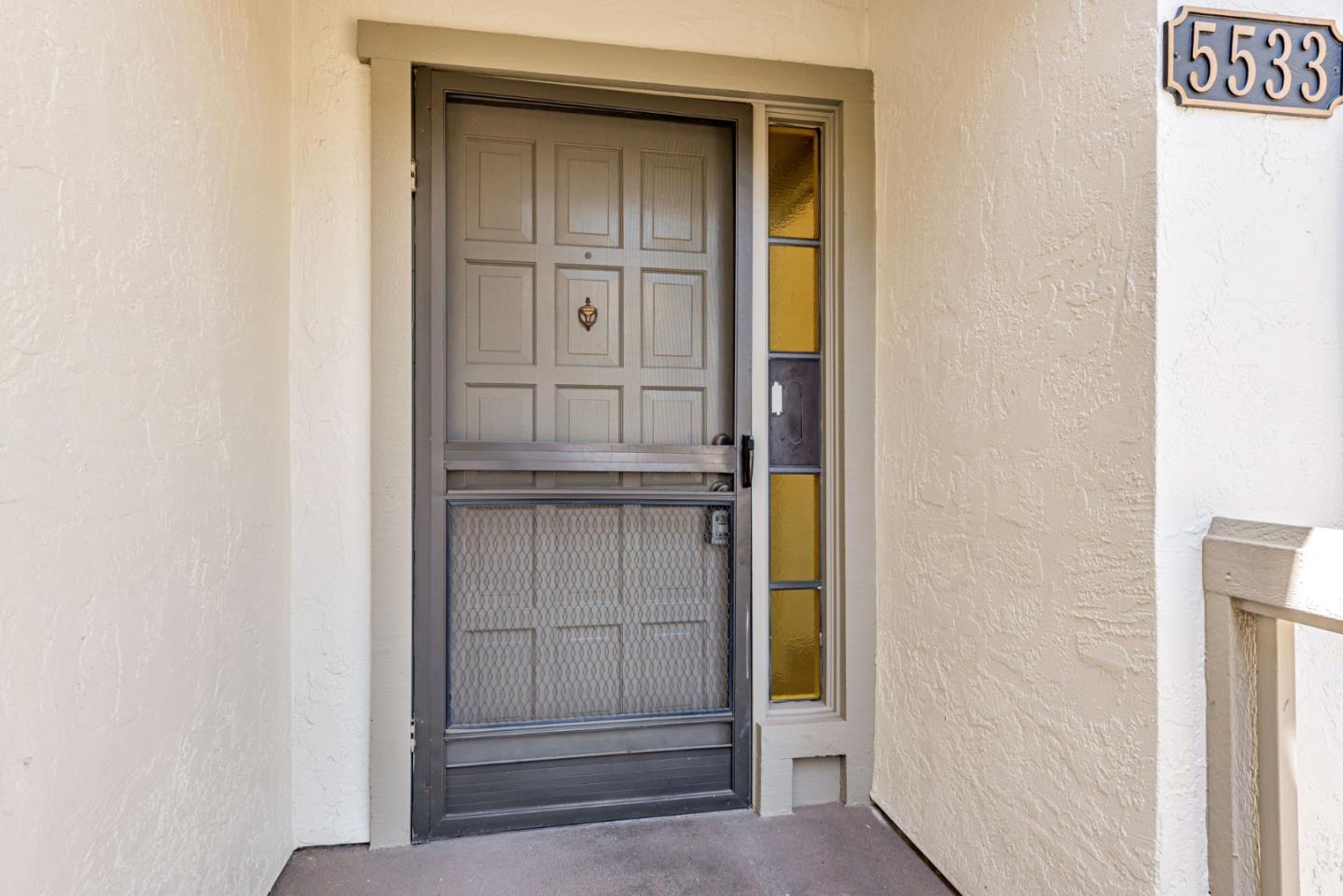 Detail Gallery Image 3 of 47 For 5533 Cribari Cir, San Jose,  CA 95135 - 2 Beds | 2 Baths