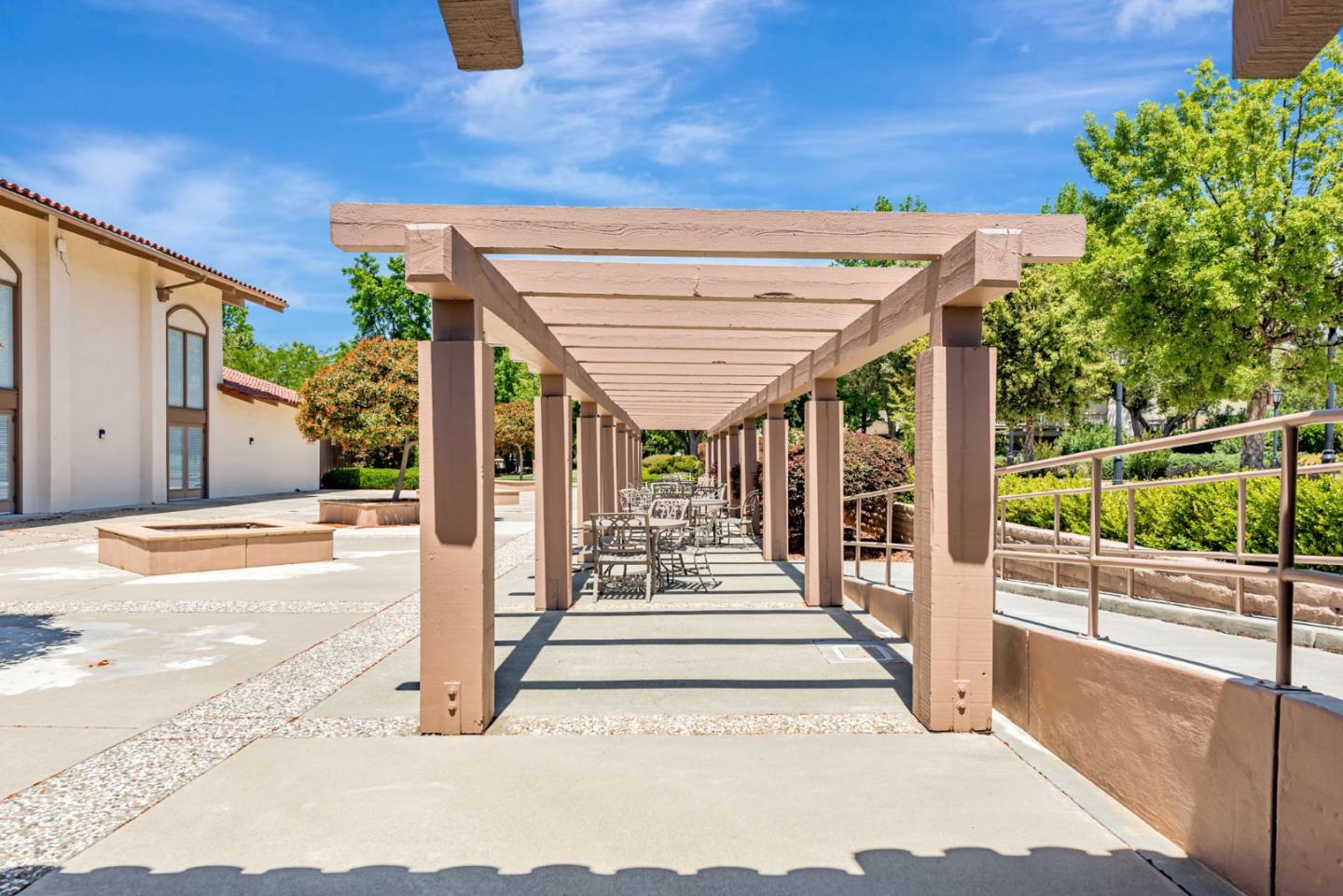 Detail Gallery Image 37 of 47 For 5533 Cribari Cir, San Jose,  CA 95135 - 2 Beds | 2 Baths