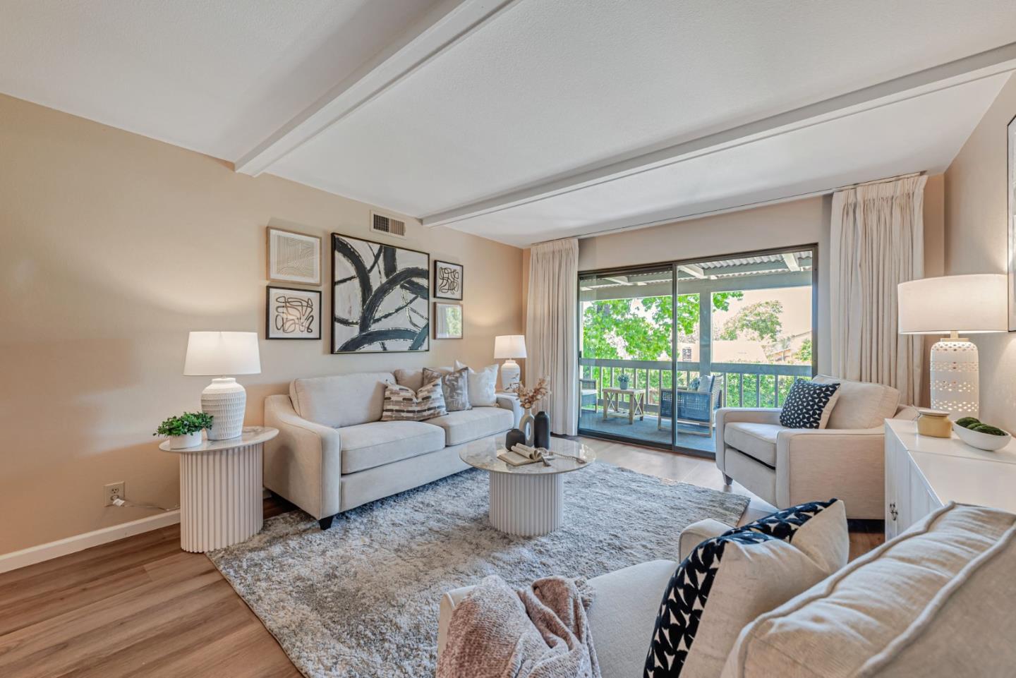 Detail Gallery Image 7 of 47 For 5533 Cribari Cir, San Jose,  CA 95135 - 2 Beds | 2 Baths
