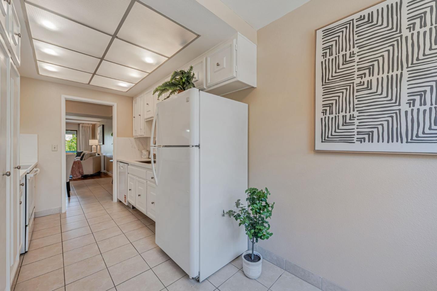 Detail Gallery Image 8 of 47 For 5533 Cribari Cir, San Jose,  CA 95135 - 2 Beds | 2 Baths