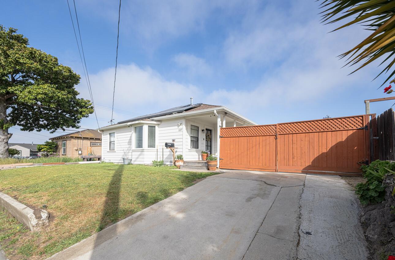 Detail Gallery Image 2 of 56 For 107 Midway Ave, Salinas,  CA 93905 - – Beds | – Baths