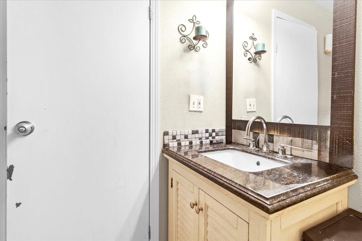 Detail Gallery Image 25 of 29 For 20 Russell Rd St #138,  Salinas,  CA 93906 - 2 Beds | 2 Baths