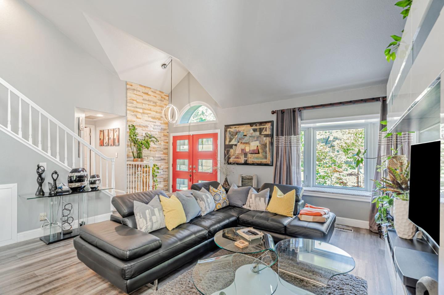 Detail Gallery Image 12 of 72 For 1410 Lundy Ave, San Jose,  CA 95131 - 4 Beds | 2/1 Baths