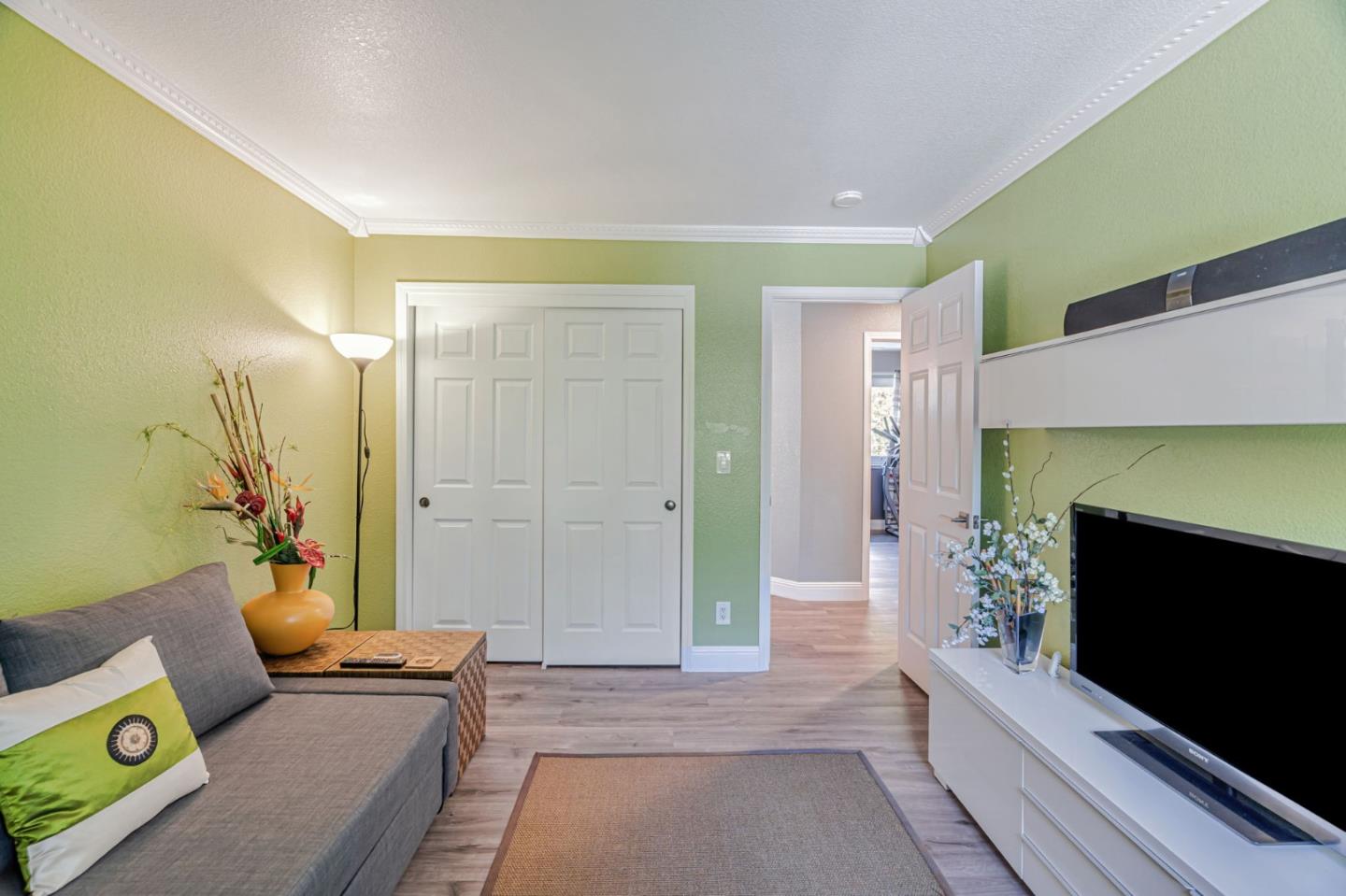 Detail Gallery Image 21 of 72 For 1410 Lundy Ave, San Jose,  CA 95131 - 4 Beds | 2/1 Baths