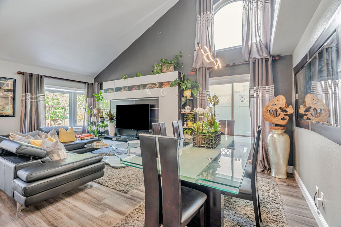 Detail Gallery Image 26 of 72 For 1410 Lundy Ave, San Jose,  CA 95131 - 4 Beds | 2/1 Baths