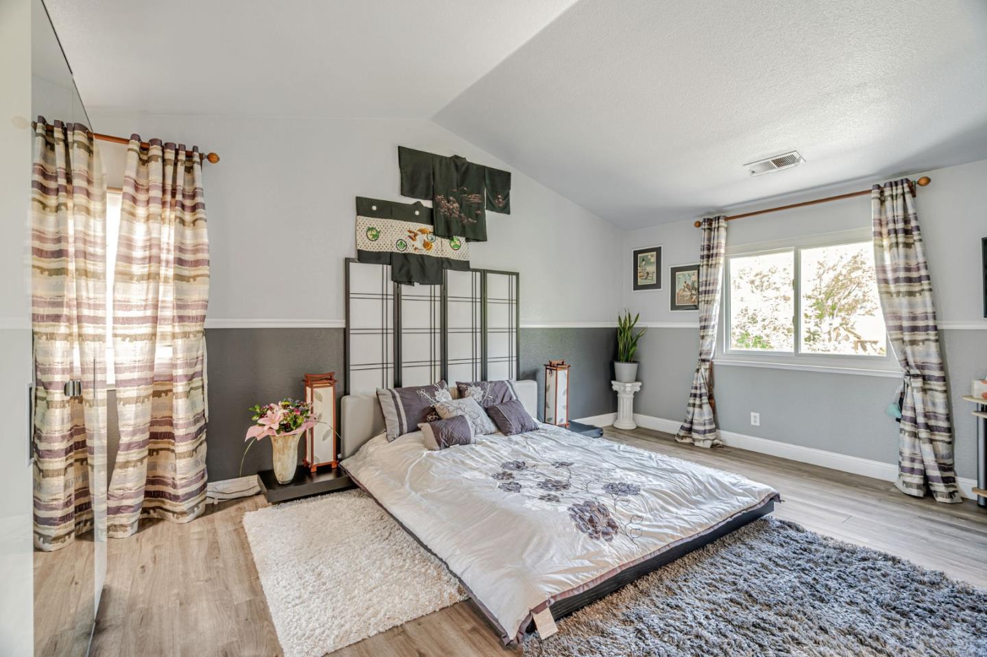 Detail Gallery Image 28 of 72 For 1410 Lundy Ave, San Jose,  CA 95131 - 4 Beds | 2/1 Baths