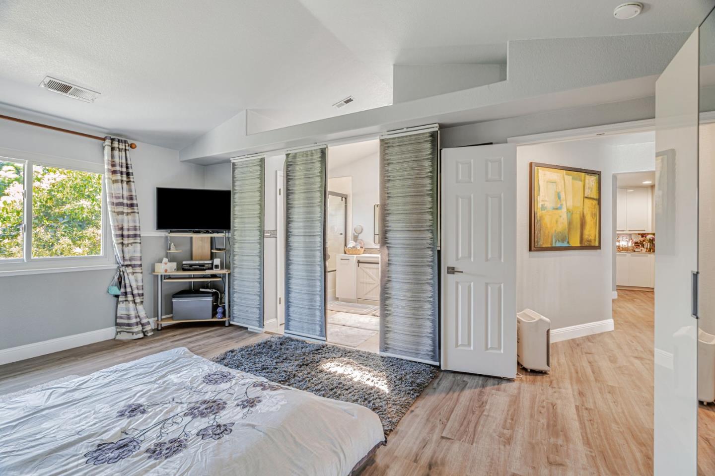 Detail Gallery Image 29 of 72 For 1410 Lundy Ave, San Jose,  CA 95131 - 4 Beds | 2/1 Baths