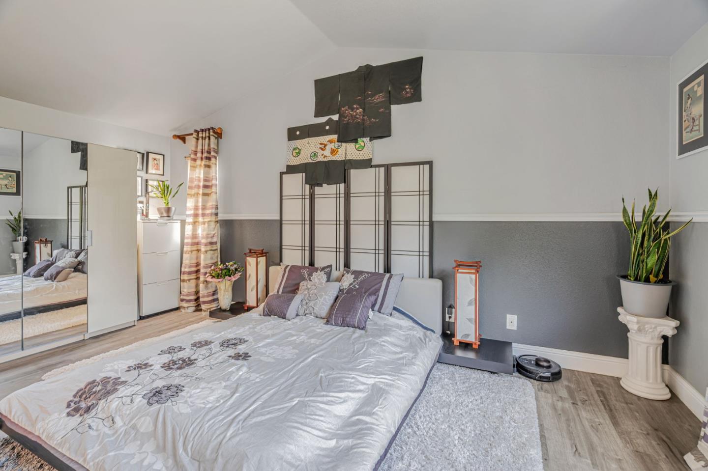 Detail Gallery Image 31 of 72 For 1410 Lundy Ave, San Jose,  CA 95131 - 4 Beds | 2/1 Baths