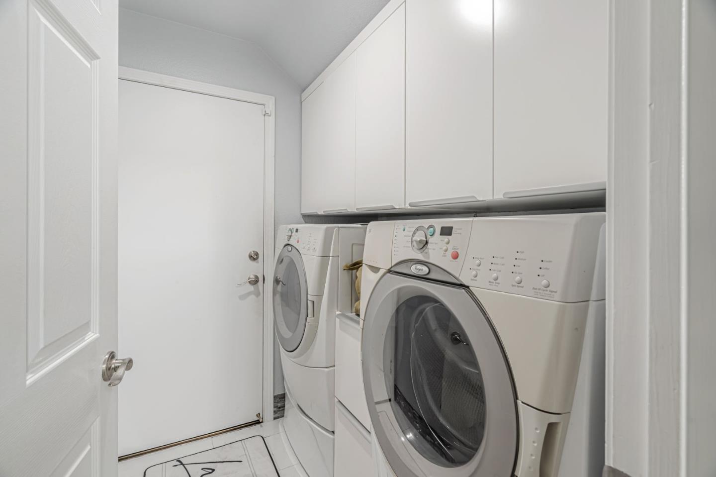 Detail Gallery Image 48 of 72 For 1410 Lundy Ave, San Jose,  CA 95131 - 4 Beds | 2/1 Baths