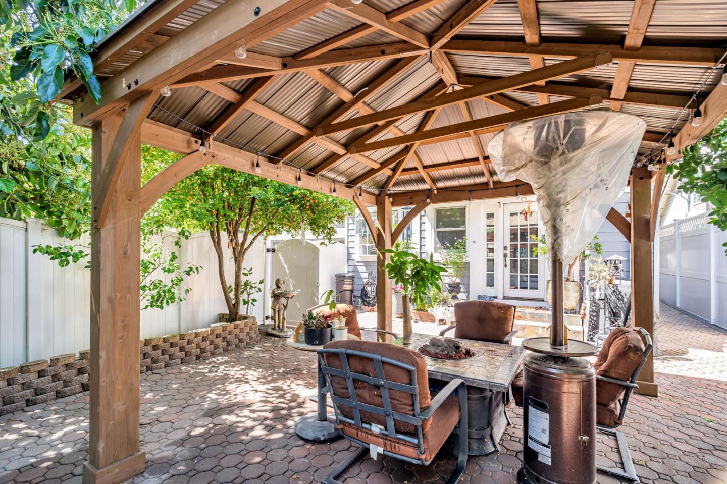 Detail Gallery Image 50 of 72 For 1410 Lundy Ave, San Jose,  CA 95131 - 4 Beds | 2/1 Baths