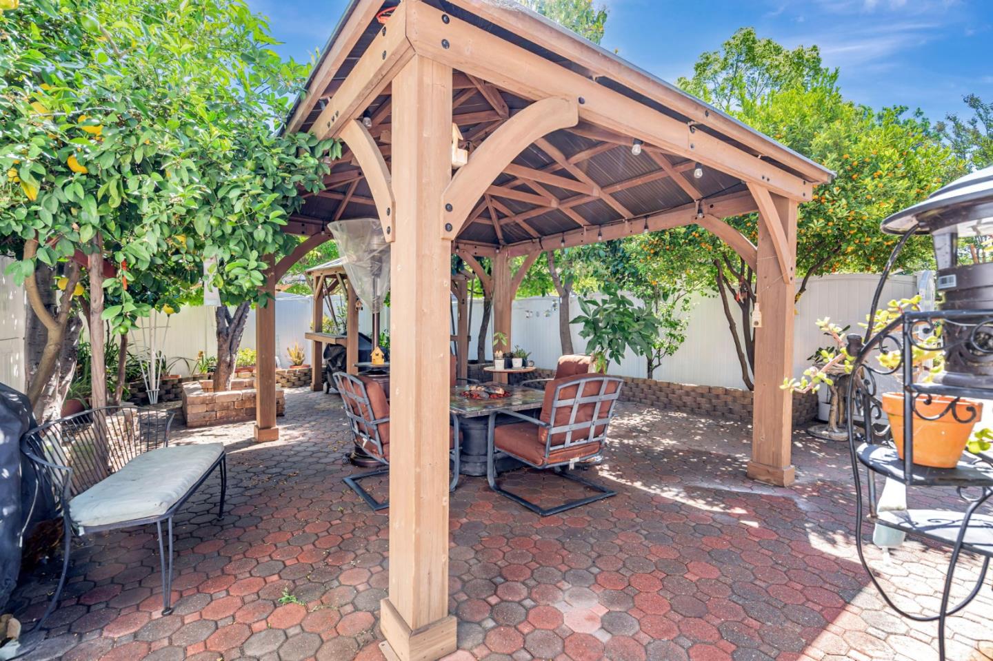 Detail Gallery Image 52 of 72 For 1410 Lundy Ave, San Jose,  CA 95131 - 4 Beds | 2/1 Baths