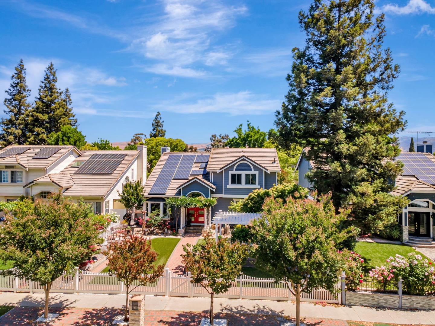 Detail Gallery Image 61 of 72 For 1410 Lundy Ave, San Jose,  CA 95131 - 4 Beds | 2/1 Baths