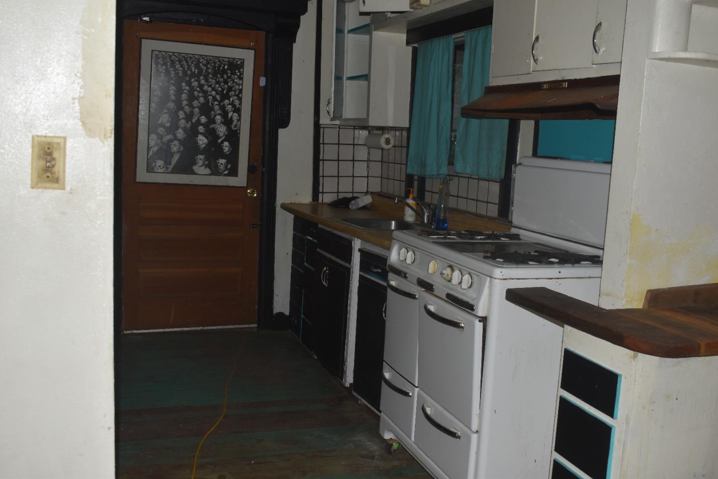 Detail Gallery Image 3 of 14 For 10158 E Zayante Rd, Felton,  CA 95018 - 4 Beds | 1 Baths